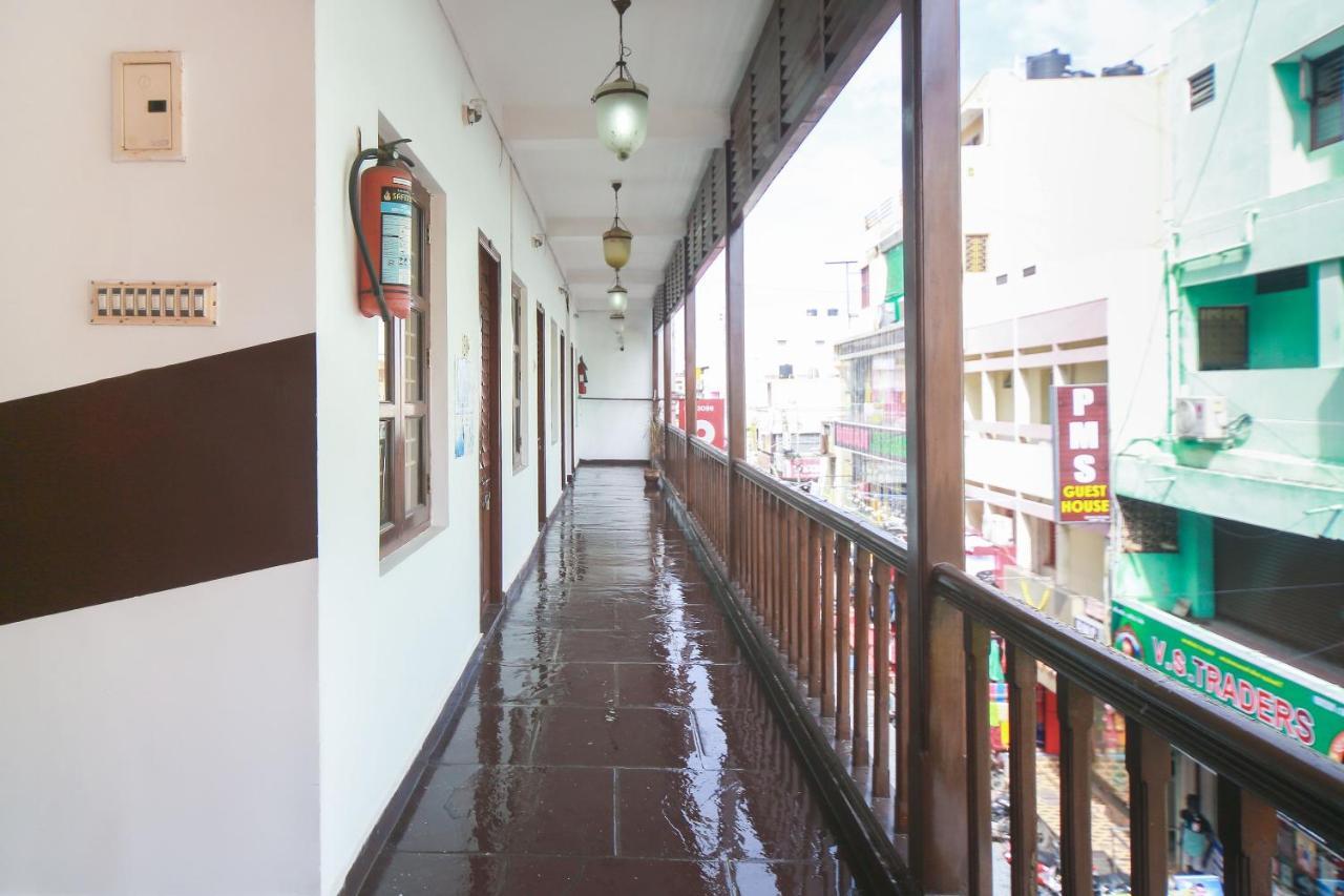 Oyo 23098 Ushama Heritage Guest House 퐁디셰리 외부 사진